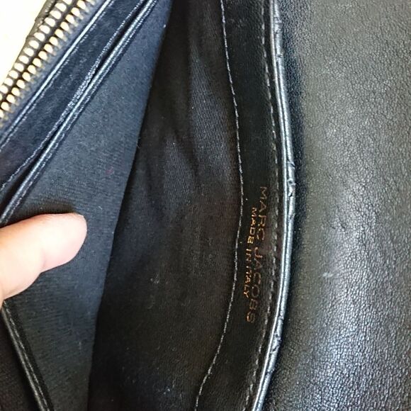 Marc Jacobs small Quilted Gold hardware Made in Italy black Crossbody - Picture 4 of 12